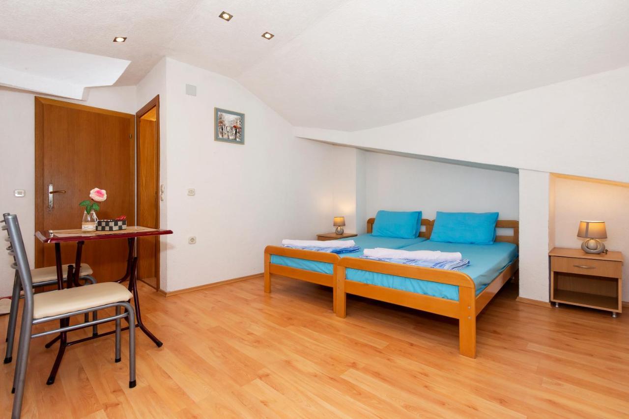 Bogdanoski Studios & Guest Rooms โอครีด ภายนอก รูปภาพ